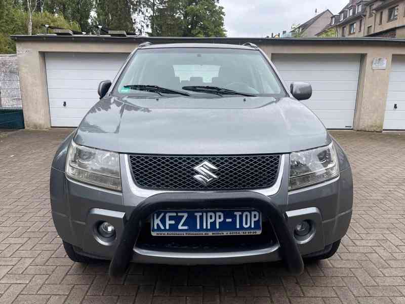 Suzuki Grand Vitara 2.0i Club benzín 103kw - foto 17