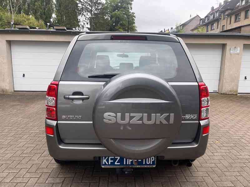 Suzuki Grand Vitara 2.0i Club benzín 103kw - foto 8