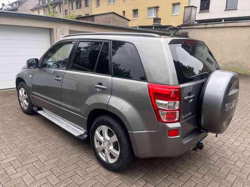 Suzuki Grand Vitara 2.0i Club benzín 103kw - foto 5