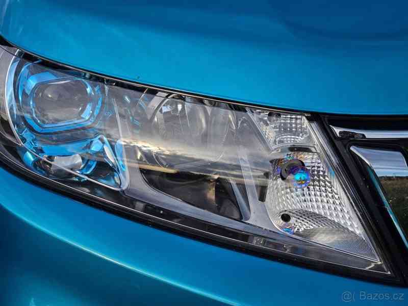 Suzuki Vitara 4x4, benz. 1,4 103 Kw,2019,36 tis km - foto 11