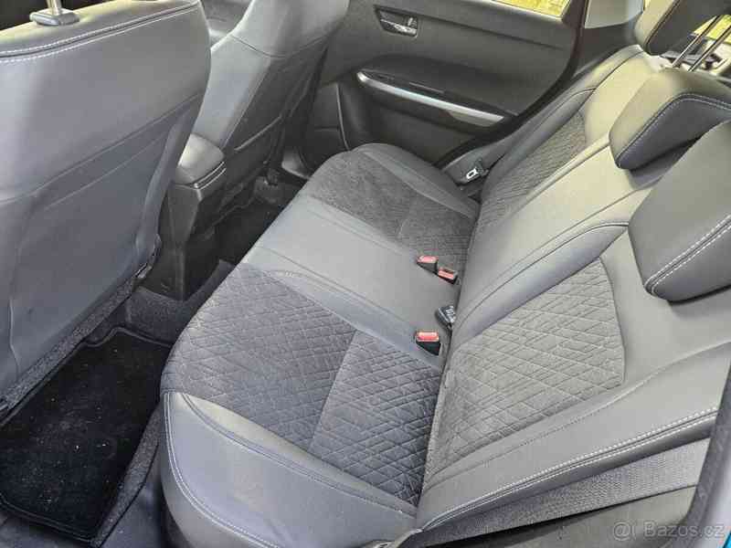 Suzuki Vitara 4x4, benz. 1,4 103 Kw,2019,36 tis km - foto 7