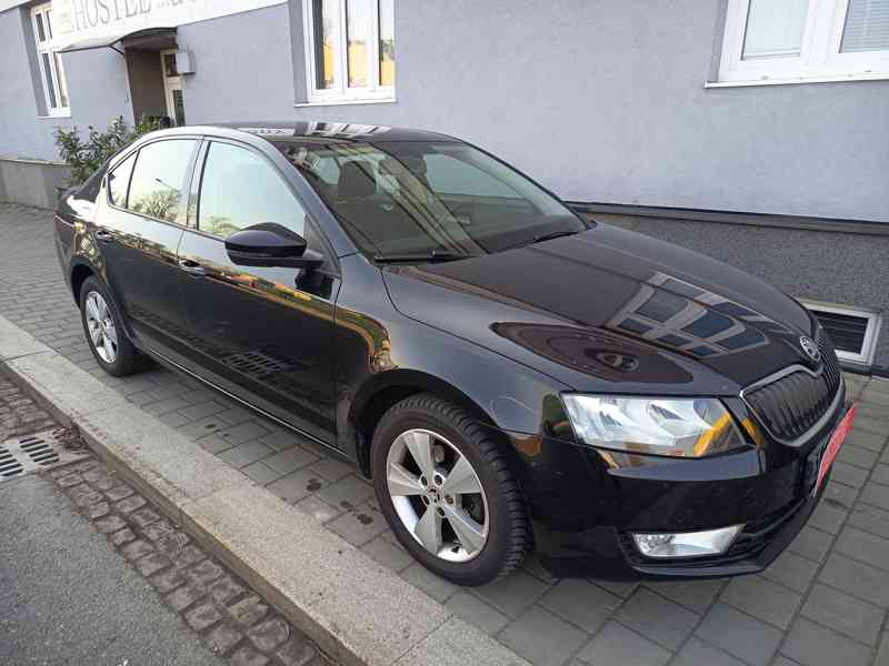 ŠKODA Octavia 1 6TDI Style DSG 81kw ČR  - foto 3