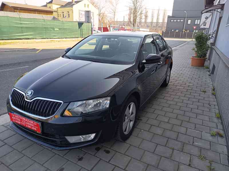 ŠKODA Octavia 1 6TDI Style DSG 81kw ČR  - foto 4