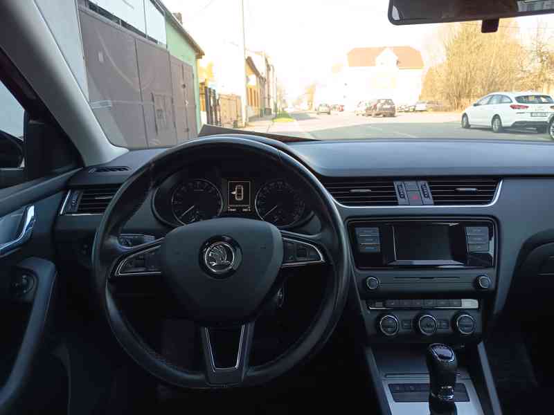 ŠKODA Octavia 1 6TDI Style DSG 81kw ČR  - foto 18