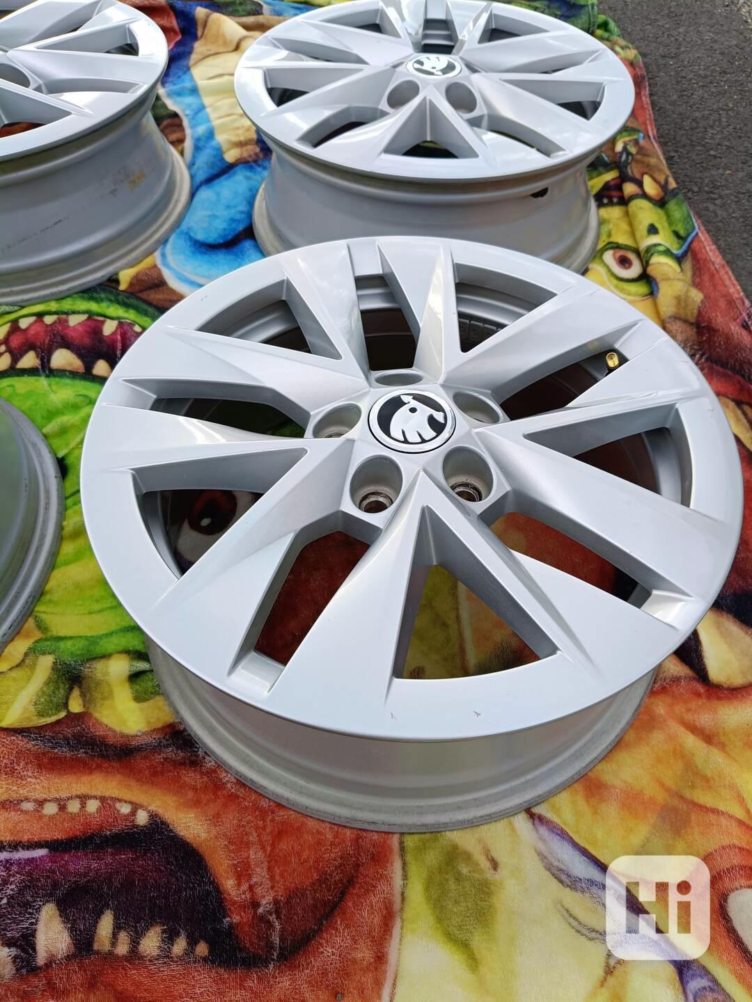 Alu ŠKODA Fabia IV - foto 1