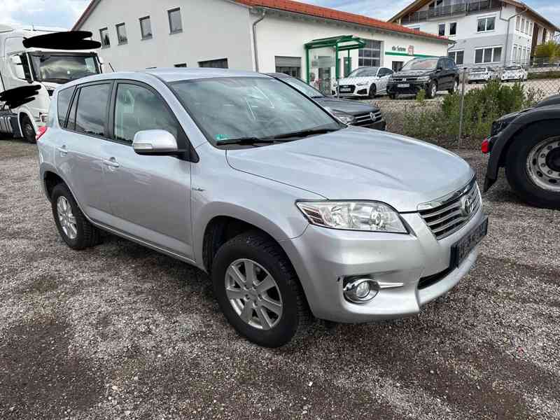 Toyota RAV4 Life 2,0i 4x4 Aut. benzín 116kw - foto 7