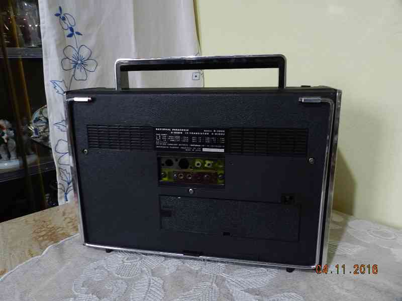 Staré Rádio National Panasonic Model R-3000 1965 - foto 5