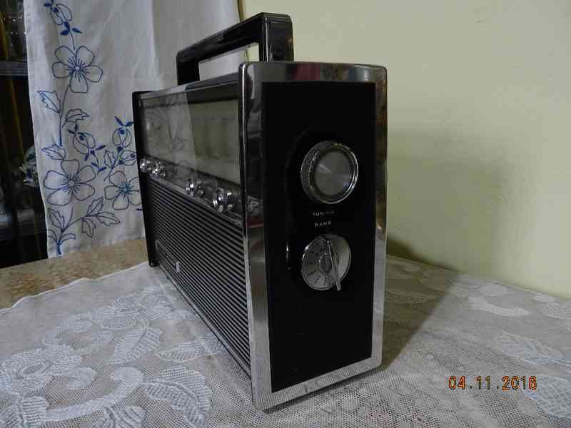 Staré Rádio National Panasonic Model R-3000 1965 - foto 4