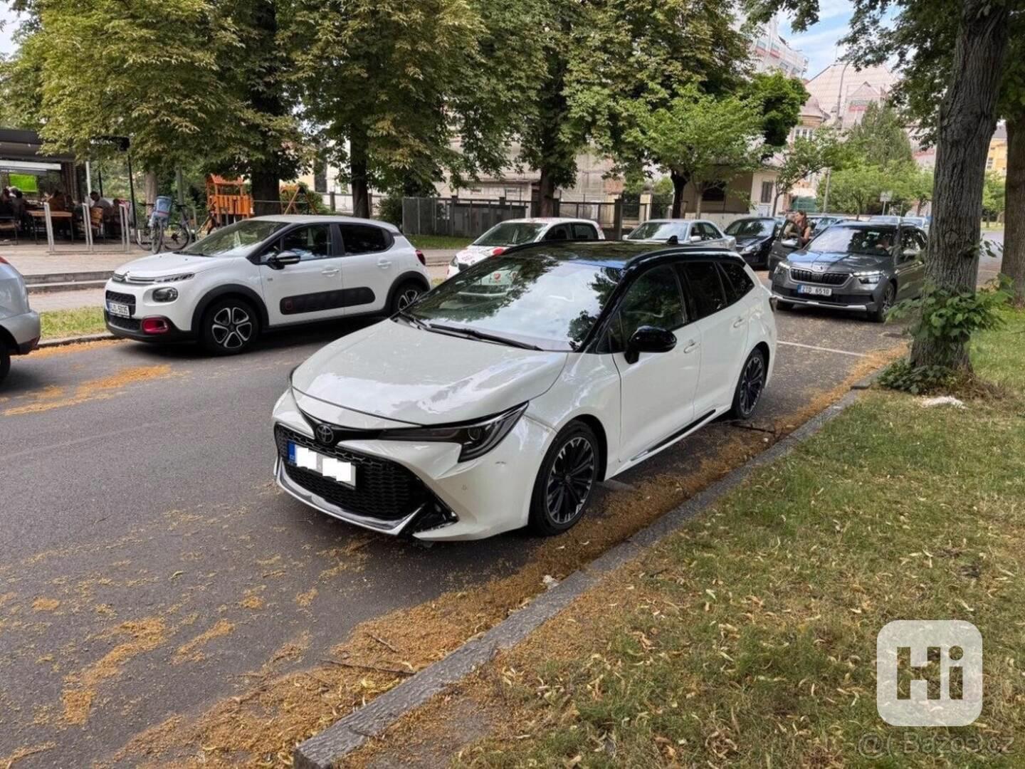 Toyota Corolla 1,8   hybrid GR Sport 09/2021 - foto 1