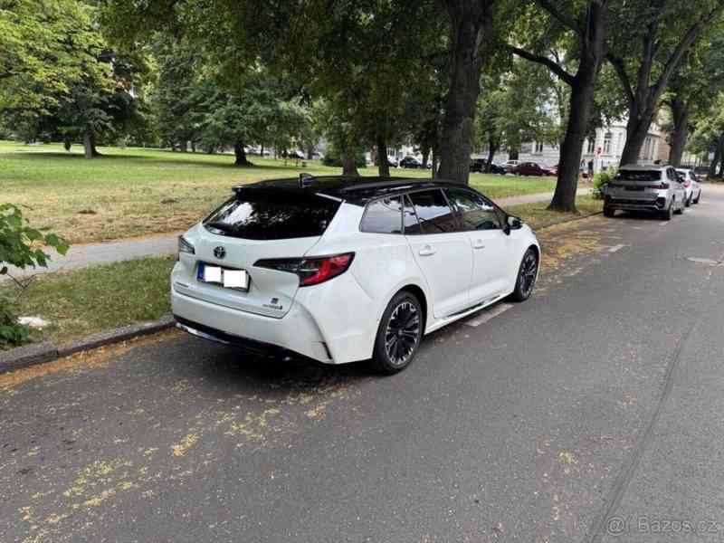 Toyota Corolla 1,8 hybrid GR Sport 09/2021 - foto 4