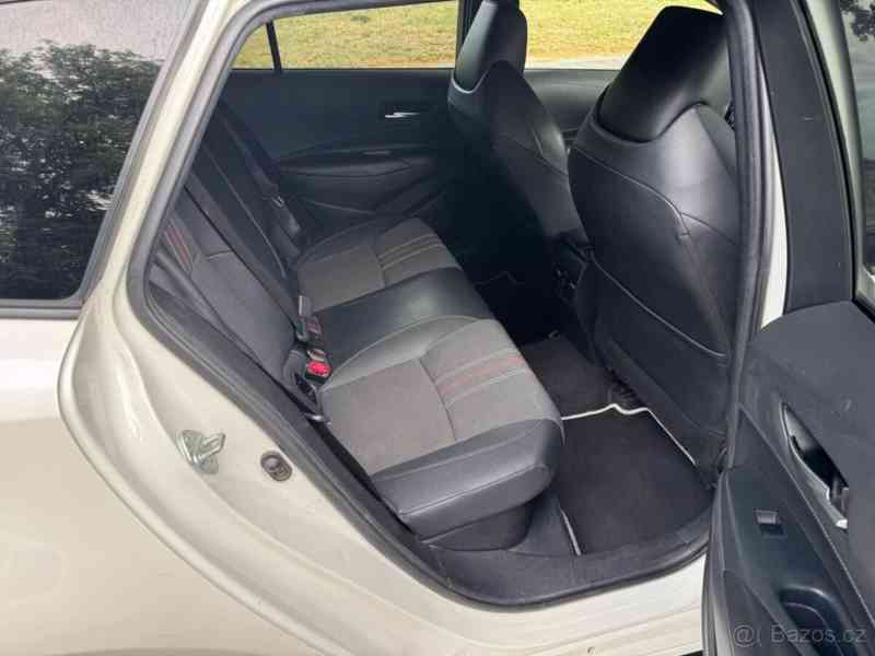 Toyota Corolla 1,8 hybrid GR Sport 09/2021 - foto 8
