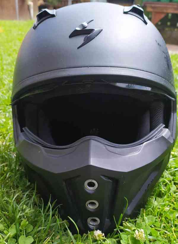 Helmy na motocykl Scorpion a W-tec s vystrojí - foto 8