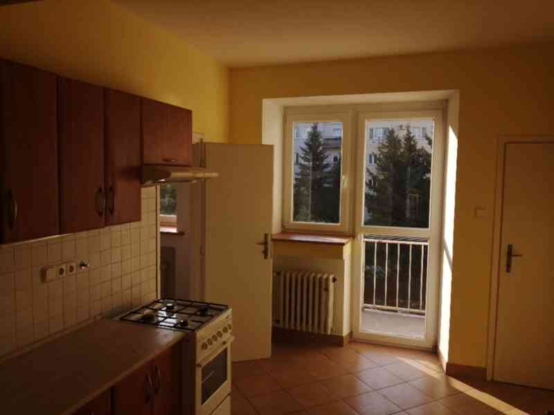 Pronájem 3+1, ulice Merhautova, Černá Pole, 80 m2, balkon, k - foto 7