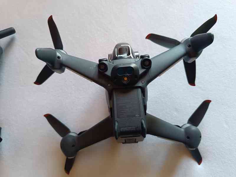 Dron DJI FPV Combo - foto 5