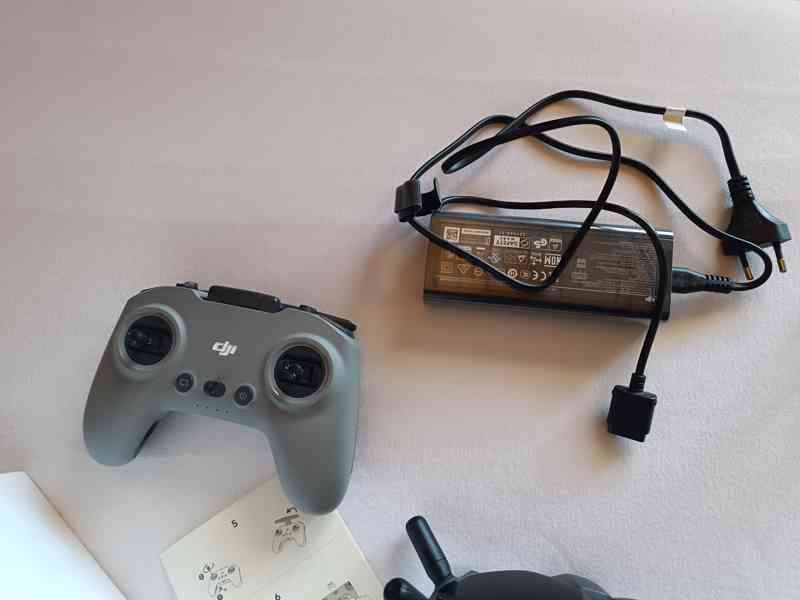 Dron DJI FPV Combo - foto 6