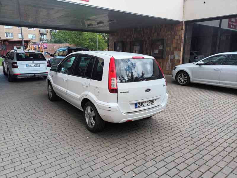 Auto ford fusion 1.4 - foto 3