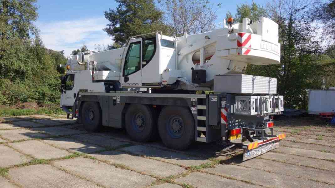 Mobilní jeřáb Liebherr  LTM 1055-3,2 - foto 4