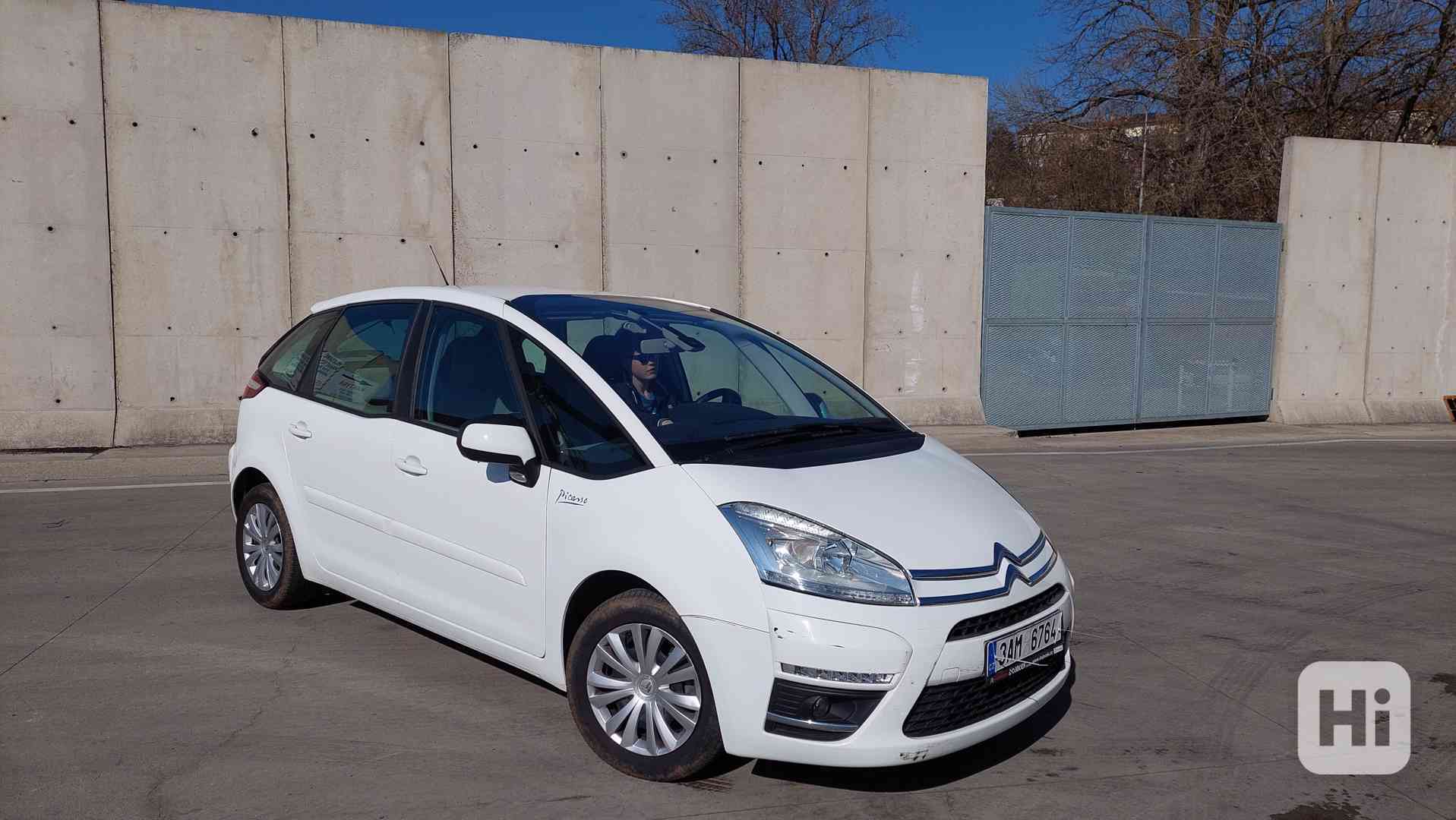 PRODEJ AUTA CITROEN PICASSO 1.6 benzín - foto 1