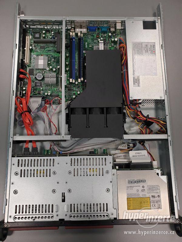 server Supermicro, X7SBi, Intel Core2Duo E8200, 2x WD 250 GB - foto 2
