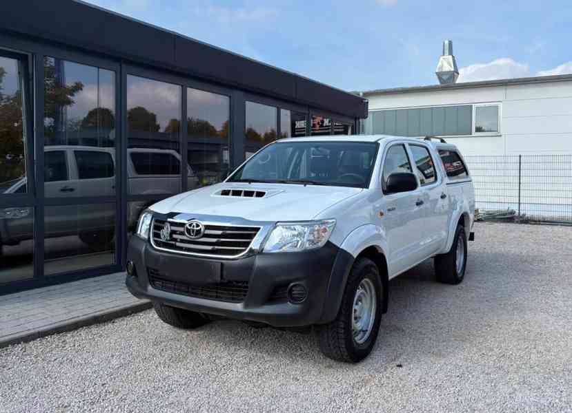 Toyota Hilux 2,5 D4D Life 4x4 106kw - foto 1