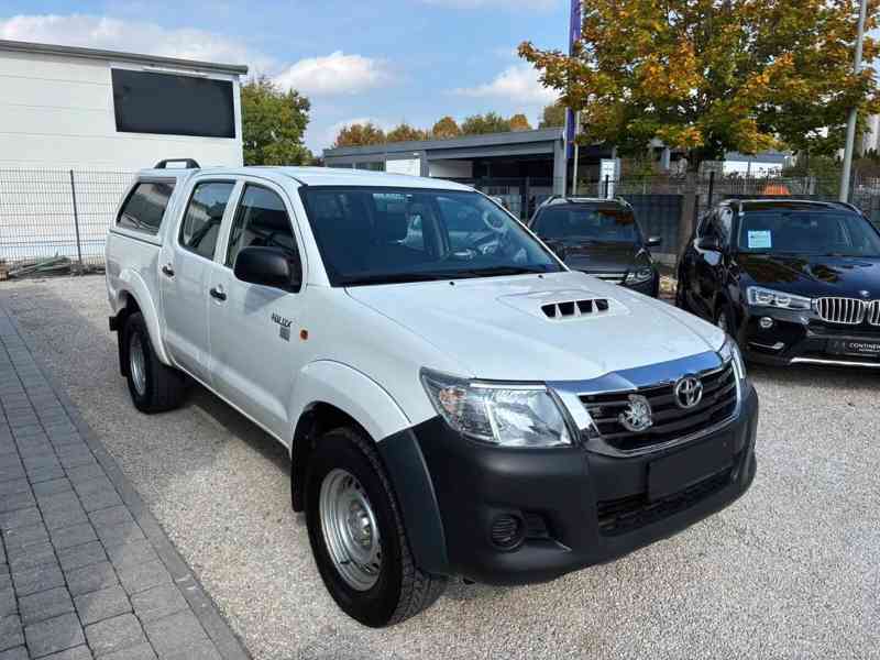 Toyota Hilux 2,5 D4D Life 4x4 106kw - foto 4