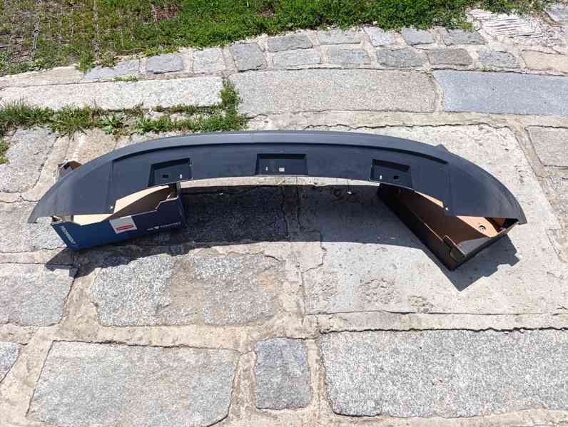 Zadni naraznik spoiler vw id3 10A807521 Volkswagen  - foto 8