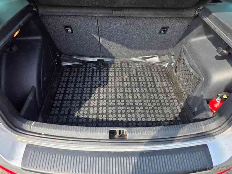 Škoda Rapid 1,6   TDI - foto 13