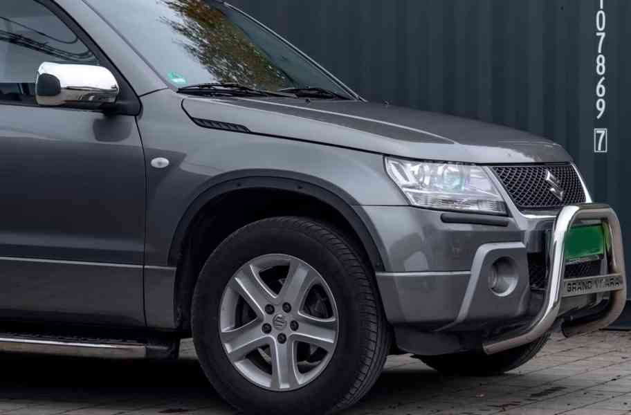 Suzuki Grand Vitara 2.0i benzín 103kw - foto 22