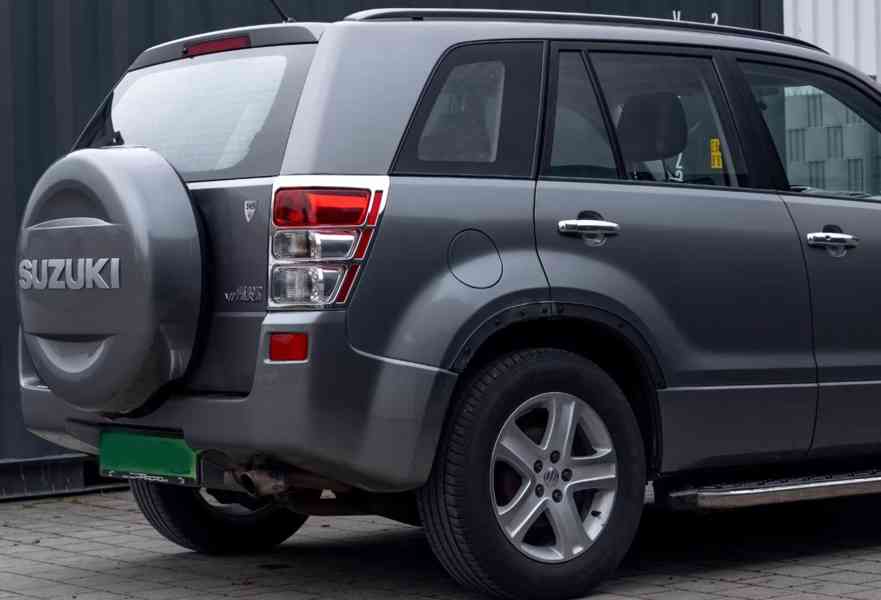 Suzuki Grand Vitara 2.0i benzín 103kw - foto 34