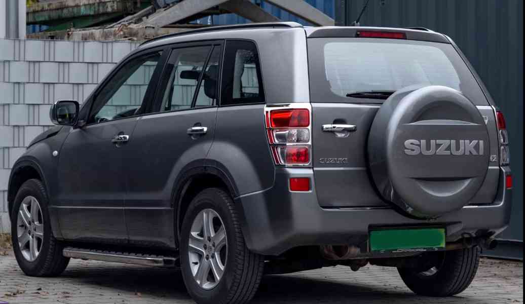 Suzuki Grand Vitara 2.0i benzín 103kw - foto 3