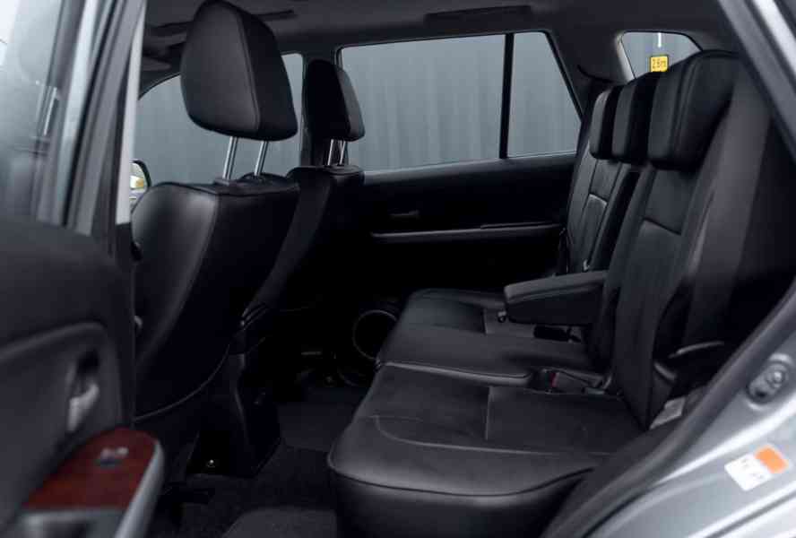 Suzuki Grand Vitara 2.0i benzín 103kw - foto 11