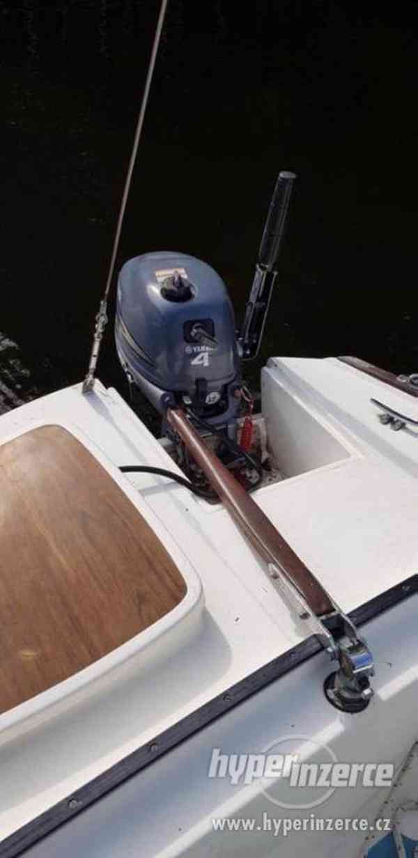 Laminátová plachetnice HURLEY MARINE 18 - foto 5