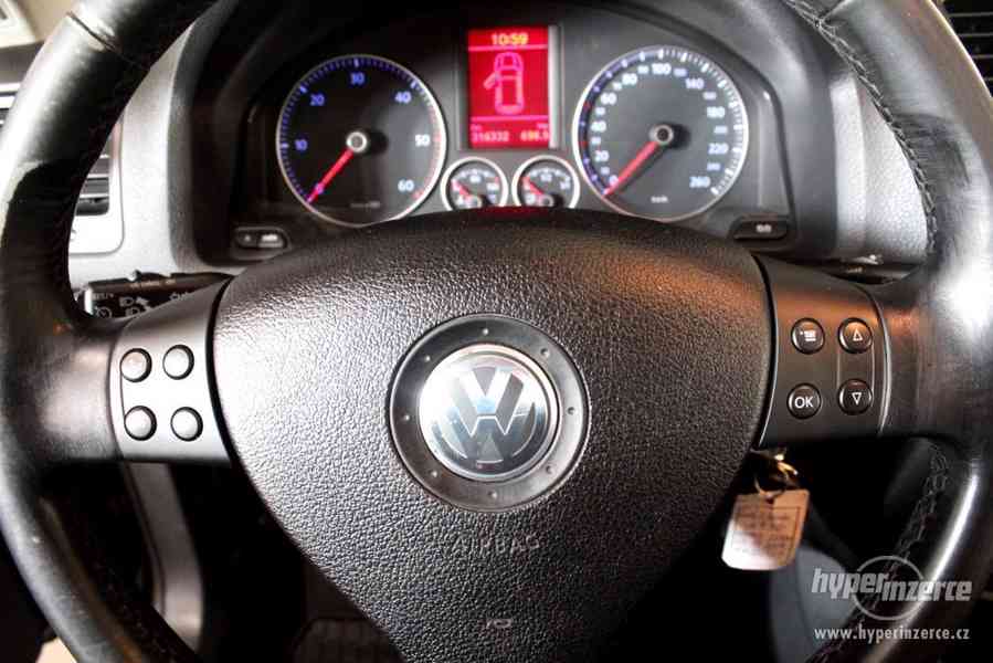 VW Golf 5 1.9 TDI Navigace TOP STAV - foto 36