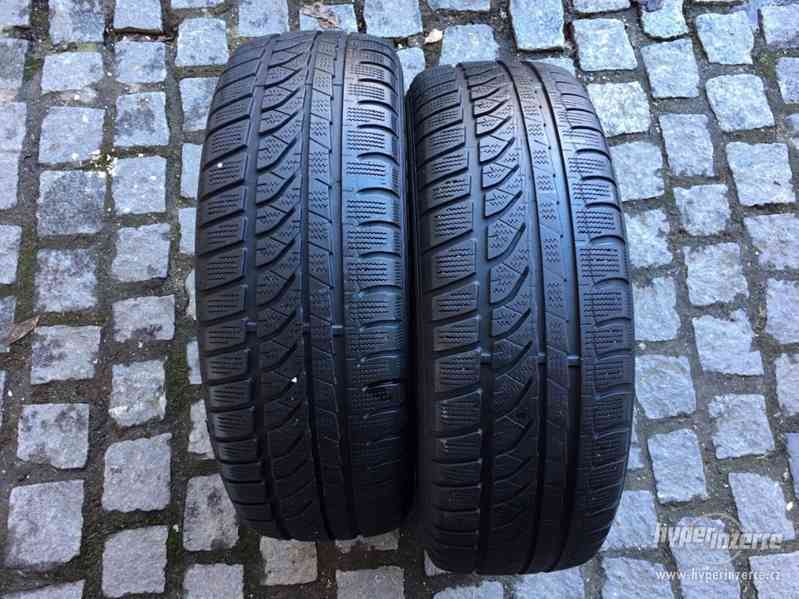 185 60 15 R15 zimní pneu Dunlop SP Winter