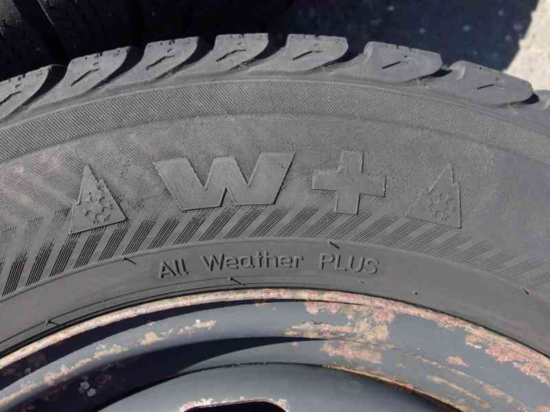 Sada zimních kol Škoda Octavia I 195/65 R15 - foto 7