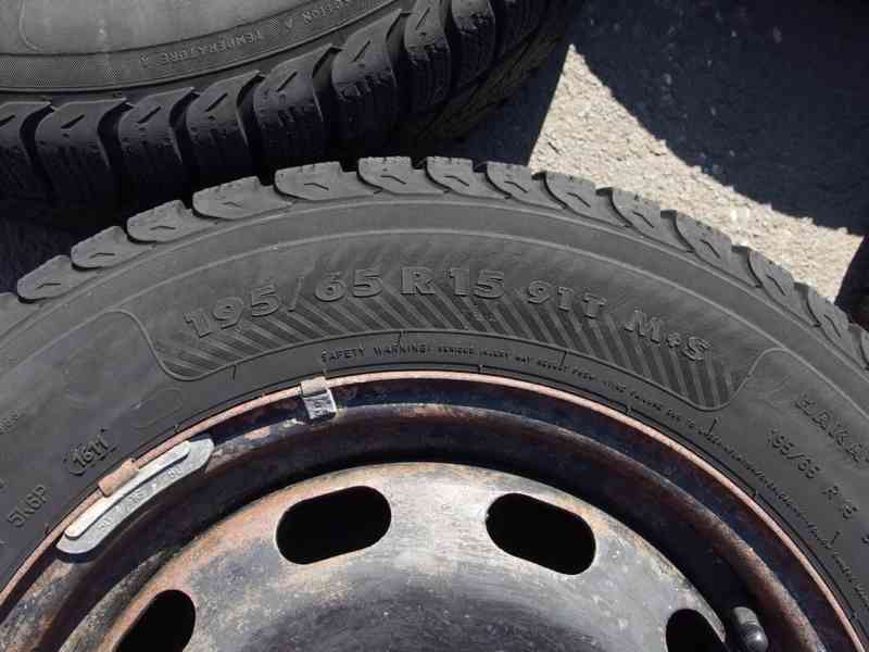 Sada zimních kol Škoda Octavia I 195/65 R15 - foto 8