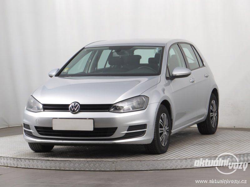Volkswagen Golf 1.2, benzín, r.v. 2013 - foto 13
