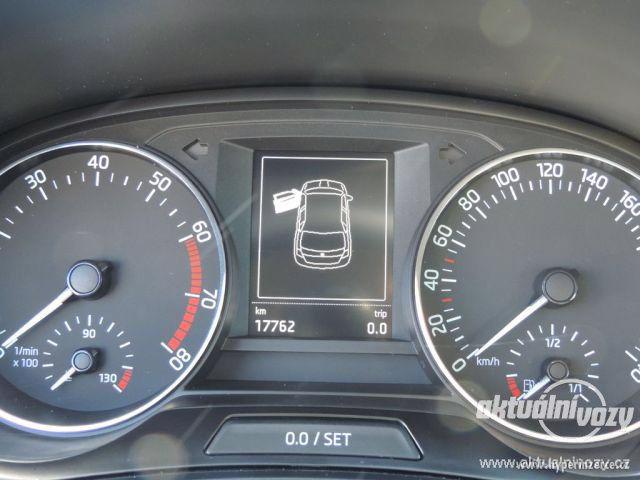 Škoda Fabia 1.2, benzín, automat, rok 2015 - foto 3