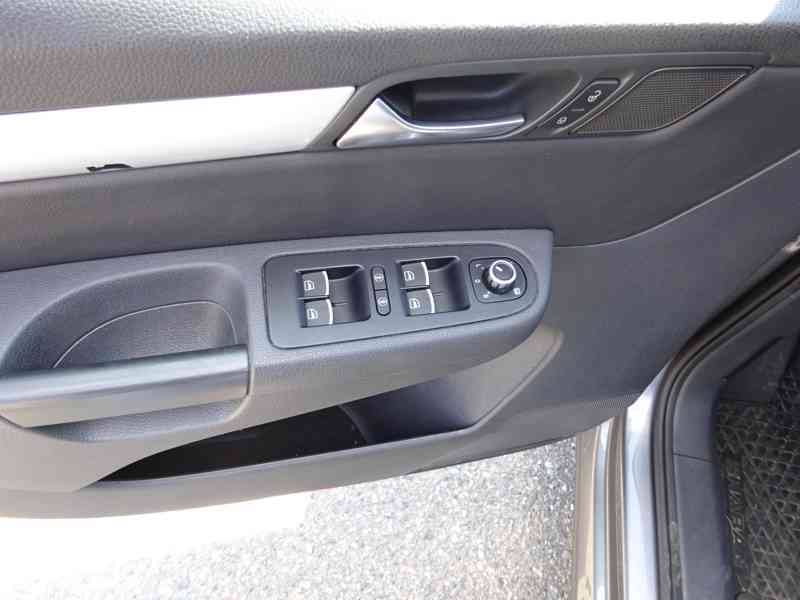 VW Sharan 2.0 TDI r.v.2010 serviska stk:3/2027 - foto 6