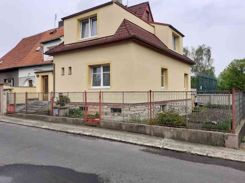 Prodej rodinného domu - Louny - foto 2