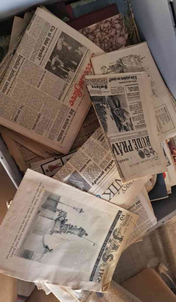 Koupím staré knihy noviny mapy atd.  - foto 7