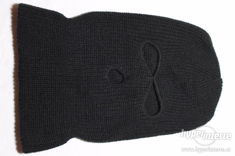 Černá pletená tříotvorová - foto 1