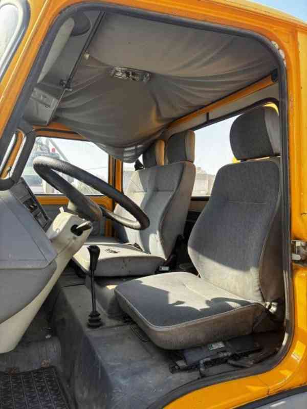 4.8m3 PHM cisterna 7.5t Avia A75 - foto 8