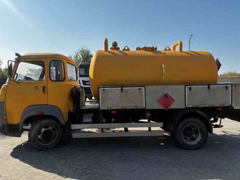4.8m3 PHM cisterna 7.5t Avia A75 - foto 3