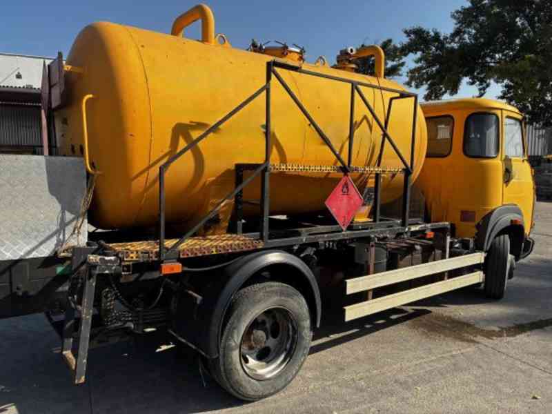 4.8m3 PHM cisterna 7.5t Avia A75 - foto 2