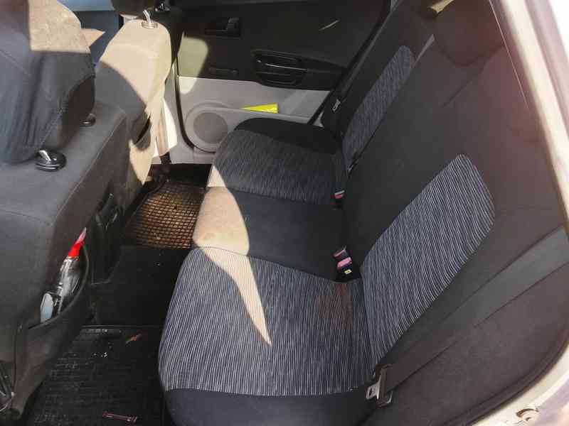 Kia Ceed 1,4 80Kw s LPG - foto 10