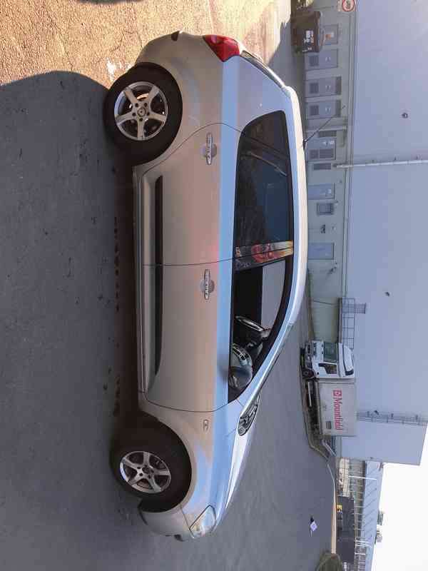 Kia Ceed 1,4 80Kw s LPG - foto 7