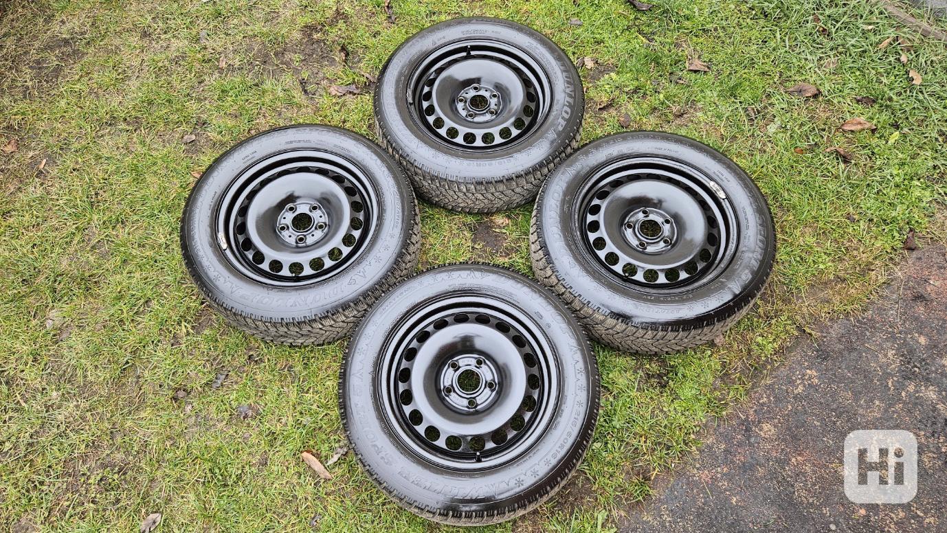 Škoda Superb 3 zimní kola pneumatiky Dunlop 215/60R16 disky  - foto 1