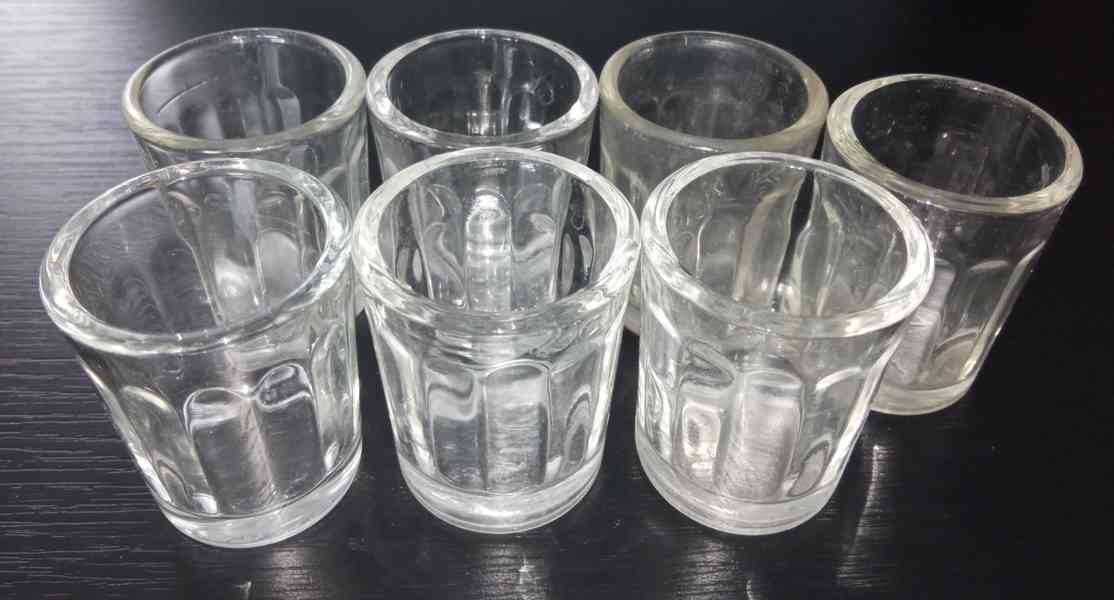 Skleničky štamprdle. - foto 10