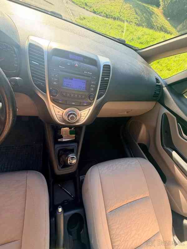 Hyundai ix20 1,6   91 kW, benzín, manuál – top - foto 8